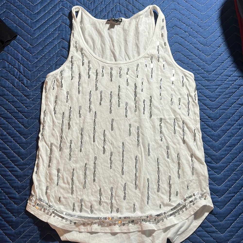 Women’s shirt